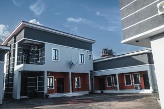 1 Bedroom - BFA Luxury Apartment Alagbaka Akure - 5