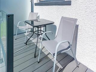 Hillcrest Cottage - 9