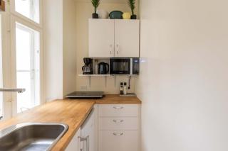 Homey 2BR for 6 Near Strøget - 4