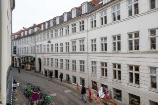 Homey 2BR for 6 Near Strøget - 2