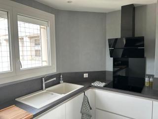 Studio charmant et équipé avec vue sur le bassin Vichyssois - 2