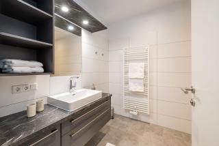 Drei Berge Blick - by myNests - 9