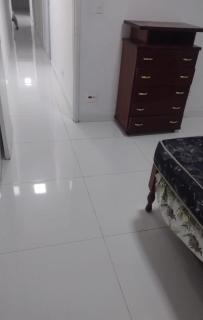 Casa espaçosa com Wi-Fi, Tv e Garagem - 300 m do mar - 4