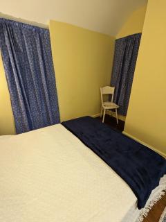 Cosy cottage, sleeps 4, near trails, own parking - 9