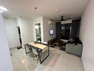 Kenwingston Cyberjaya 2BR Apartment 4 Pax Wi-Fi Free Parking - 1