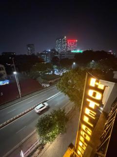 Golden Hotel - 1