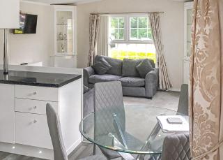 Stream Valley Holiday Park - 6