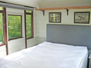 Italian Carriage-Ukc3492 - 2