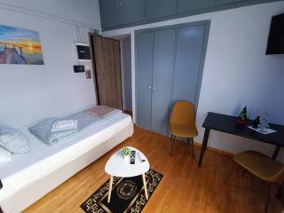 Knezevic resorts 23 - 6