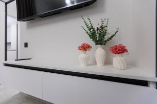 Luna Minimalist Apartment - 2