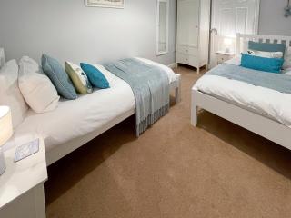 Riverview Cottage - 2