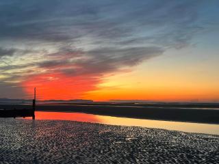 North Wales Coastal Stay - 9