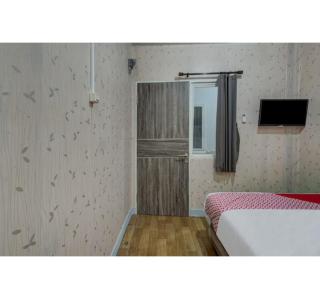 Capital O 3198 Sukomanunggal Inn - 6