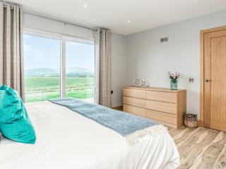 High Tide - Uk44283 - 6