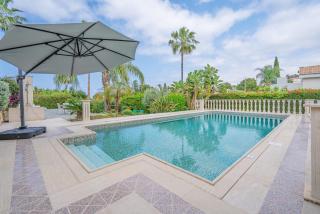 Seaview Villa Selenia pool & jacuzzi in Neo Chorio - 6