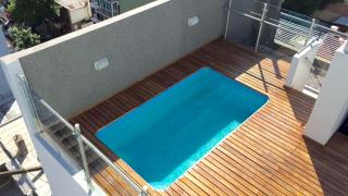 Luminoso en último piso. Con laundry, parrilla y pileta - 7