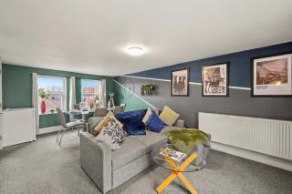 Stylish Bristol Penthouse - Private Rooftop - 2