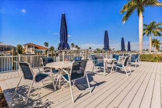 Waterfront Escape with Gulf Access & Resort Amenities - Caper Point - Roelens - 5