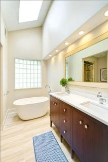 Cozy Cottage with Swimming Pool in Charlotte, North Carolina - Pine Harbor - 5