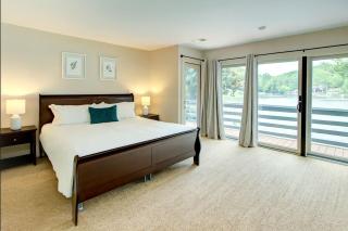 Cozy Cottage with Swimming Pool in Charlotte, North Carolina - Pine Harbor - 2