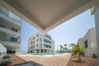 Serene Gardens 2BR w Pool & Gym - 9