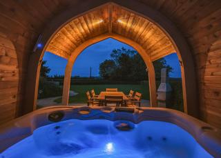 Luckington Burrows - 4