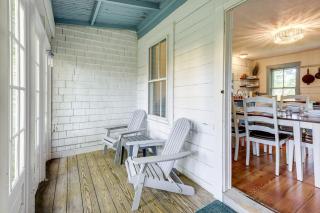 Cape Cod Farmhouse 1800s Charm - 6