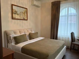 Balcony View on Alexandru cel Bun - Massive Living & SofaBed - AC & Bean-Coffee Bar - GrandStay - 5