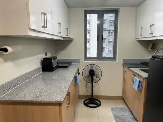 Manhattan Plaza Suite 1BR with City View, Netflix and Pool Access - 4