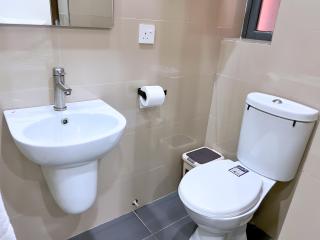 Serene Heights Apartment Hotel - 1