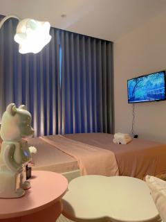 Vie Homestay, Vinhomes Grand Park - 9