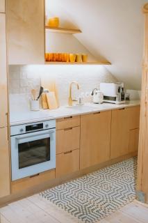 Renovated City Centre Apartment - 6