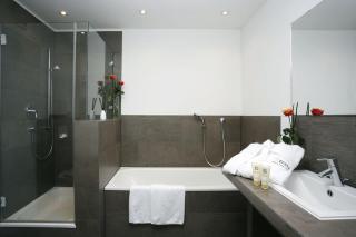 Hotel Regina - Bed & Breakfast Köln - Colonia - 8