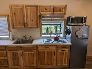 Little Fawn Lookout- Peaceful & Convenient Retreat - 8