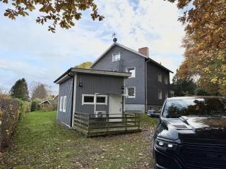 Workers Cottage - 2 Beds - Free Parking -Volvo - 0