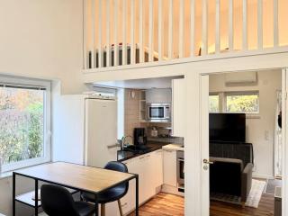 Workers Cottage - 2 Beds - Free Parking -Volvo - 6