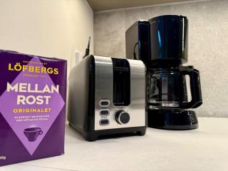 Workers Villa - 9 Beds - 2 Bath - Parking - 3