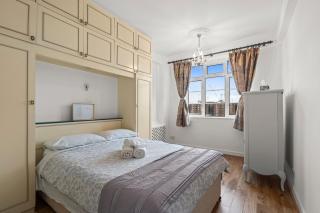 2 Bedrooms Apartment Close to Central London - London - 2