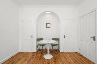 2 Bedrooms Apartment Close to Central London - London - 8