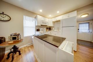 Lake Erie Escape half Mi to Water Families Welcome - 8