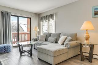 Walk to Mt Snow Ski Shuttle! Condo with Resort Perks - 6