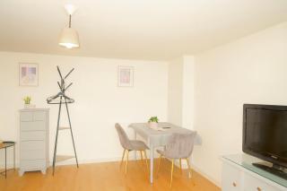 Renovated apartment near Büdingen with single beds - 4