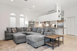 Elegant Ocean Paradise - 0