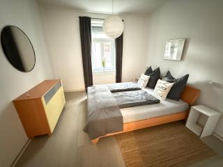 Schmuckstück an der Wormser Stadtmauer - 4