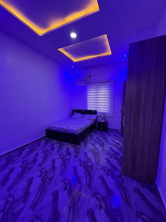 2BR Cozy Lekki Apartment, Wi-fi, Inverter, AC - 4