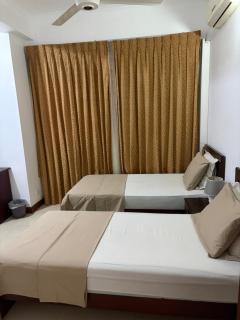 Hedges Court Residencies-2 Room attached baths 3 plus Beds Visitors Bath 104 sqm spacious Apartment - 4