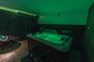 Suite Tentation avec Jacuzzi - 6