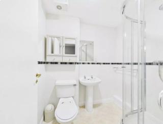 Bay View Apartment - 1