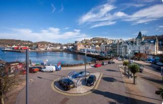 Bay View Apartment - 0