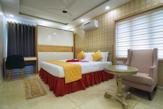 THOPPIL LAKE RESIDENCY Inn - 8
